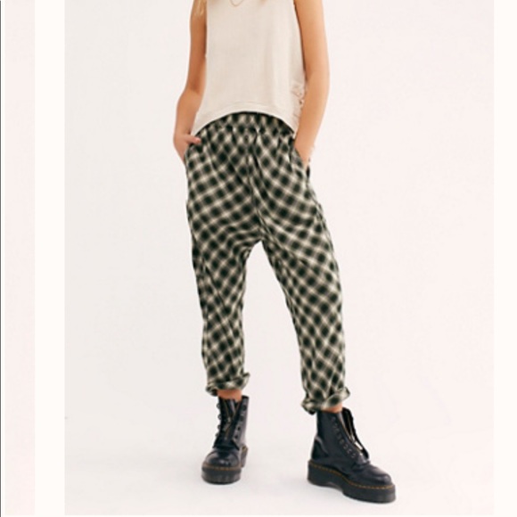Free people drop it low Herman pants green plaid - Picture 2 of 4